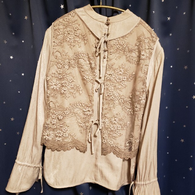 Ameri vintage BIB LACE LAYERED BLOUSE