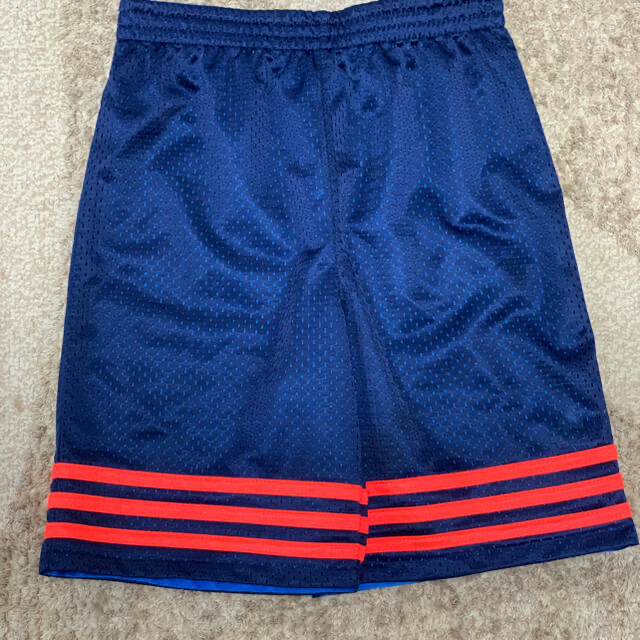 adidas(アディダス)のadidasハーフパンツ　110〜120㎝　美品 キッズ/ベビー/マタニティのキッズ服男の子用(90cm~)(パンツ/スパッツ)の商品写真