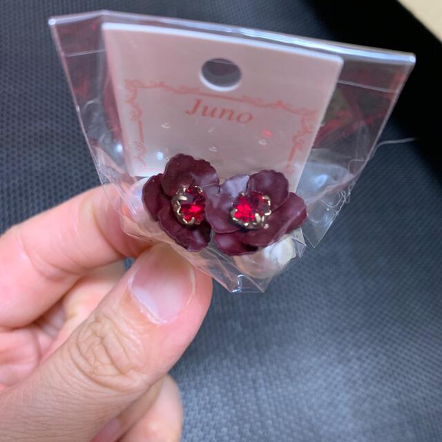 お花付きピアス ハンドメイドのアクセサリー(ピアス)の商品写真