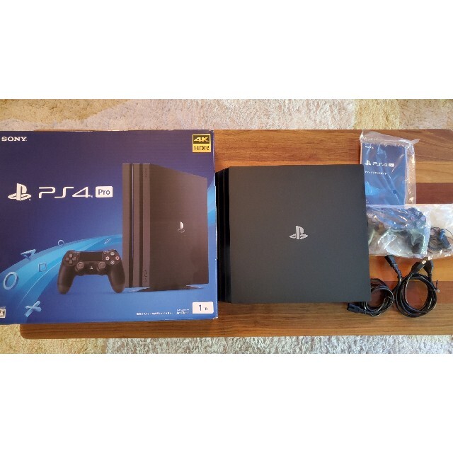 SONY PlayStation4 Pro 本体 CUH-7200BB01