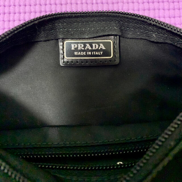 PRADA(プラダ)のPRADA プラダ ポーチ　美品 レディースのファッション小物(ポーチ)の商品写真