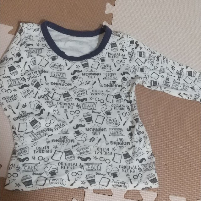 モナカ様　90cm　 長袖シャツ3枚セット キッズ/ベビー/マタニティのキッズ服男の子用(90cm~)(Tシャツ/カットソー)の商品写真