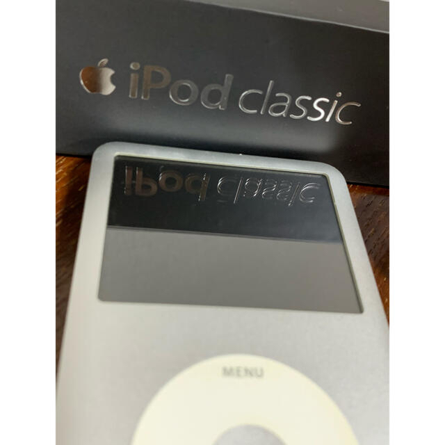 iPod(アイポッド)のiPod classic Apple アイポッド 初期化済 CLASSIC スマホ/家電/カメラのオーディオ機器(ポータブルプレーヤー)の商品写真