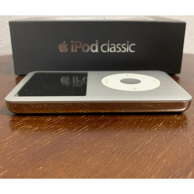 iPod(アイポッド)のiPod classic Apple アイポッド 初期化済 CLASSIC スマホ/家電/カメラのオーディオ機器(ポータブルプレーヤー)の商品写真