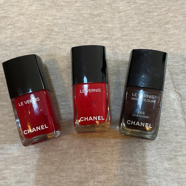 CHANEL(シャネル)のシャネル　ヴェルニ　ネイル　500 / 08 / 669    13ml コスメ/美容のネイル(マニキュア)の商品写真