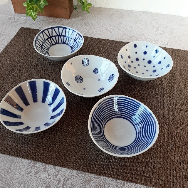 HASAMI(ハサミ)の【5個】新品 日本製 波佐見焼 藍玉 小付 小鉢 セット 美濃焼 お好きな方にも インテリア/住まい/日用品のキッチン/食器(食器)の商品写真