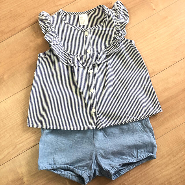 H&M(エイチアンドエム)のブラウスとショートパンツ キッズ/ベビー/マタニティのキッズ服女の子用(90cm~)(ブラウス)の商品写真