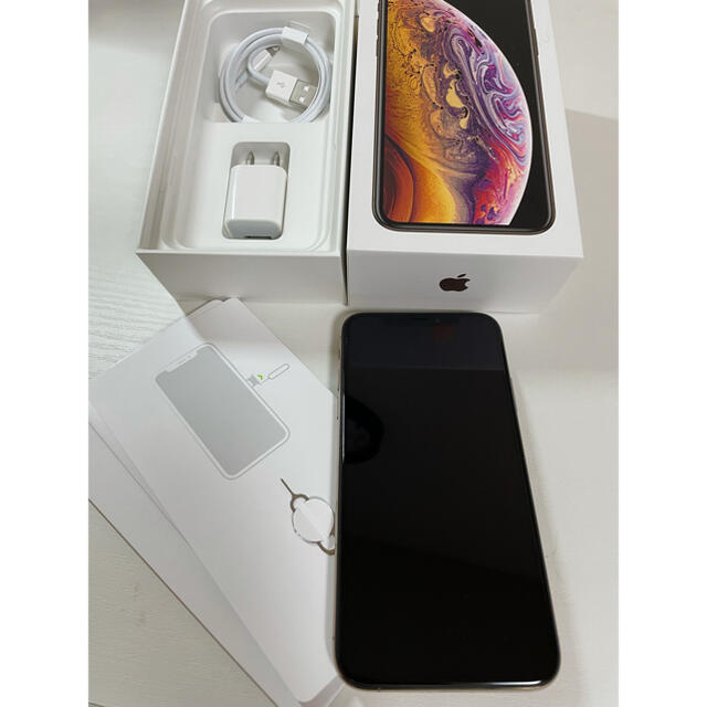 iPhone(アイフォーン)のパンダ様専用【美品】iPhone XS 256gb シムフリー ゴールド スマホ/家電/カメラのスマートフォン/携帯電話(スマートフォン本体)の商品写真