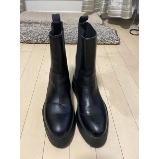 ザラ(ZARA)のZARA ショートブーツ　サイズ40(ブーツ)