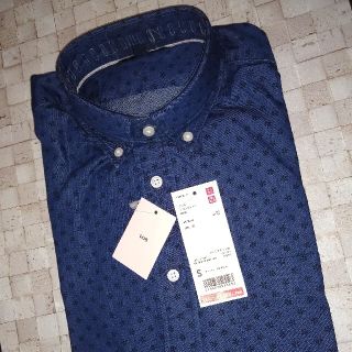 ユニクロ(UNIQLO)の新品未使用　ユニクロ　メンズ長袖shirt(シャツ)