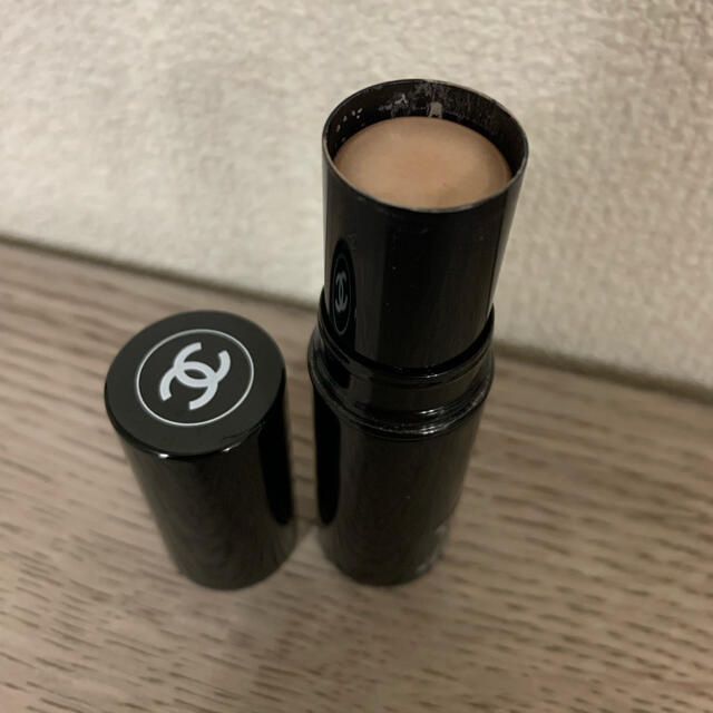 CHANEL(シャネル)のシャネル ボーム エサンシエル スカルプティング 8g コスメ/美容のベースメイク/化粧品(フェイスカラー)の商品写真