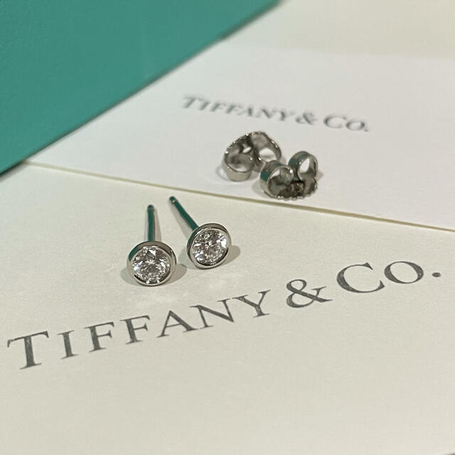 Tiffany & Co.(ティファニー)のRinn。様専用⭐︎Tiffanyの計0.32ctバイザヤードピアスPT950 レディースのアクセサリー(ピアス)の商品写真