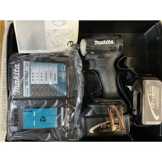 マキタ(Makita)のランボー様専用　インパクトドライバー TD172DRGX 黒フルセット(その他)