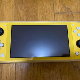 ニンテンドースイッチ(Nintendo Switch)のNintendo Switch Lite イエロー(家庭用ゲーム機本体)