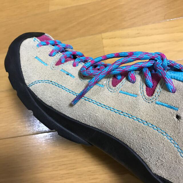 KEEN(キーン)のkeen ジャスパー メンズの靴/シューズ(スニーカー)の商品写真