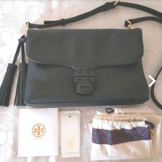 トリーバーチ(Tory Burch)のトリーバーチ☆マックグローフラップクロスボディー☆美品(ショルダーバッグ)