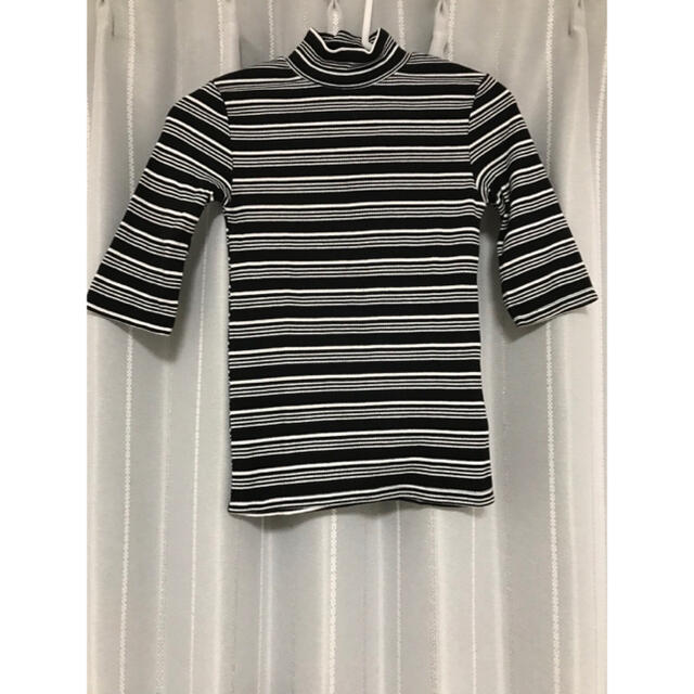 ZARA(ザラ)のTシャツ　カットソー　ボーダー レディースのトップス(カットソー(長袖/七分))の商品写真