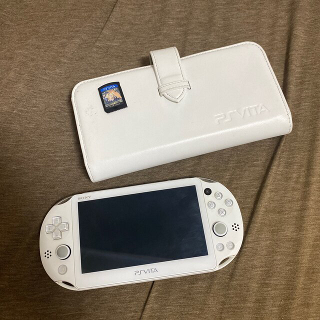 PS Vita 16GBメモリ・ケース付き