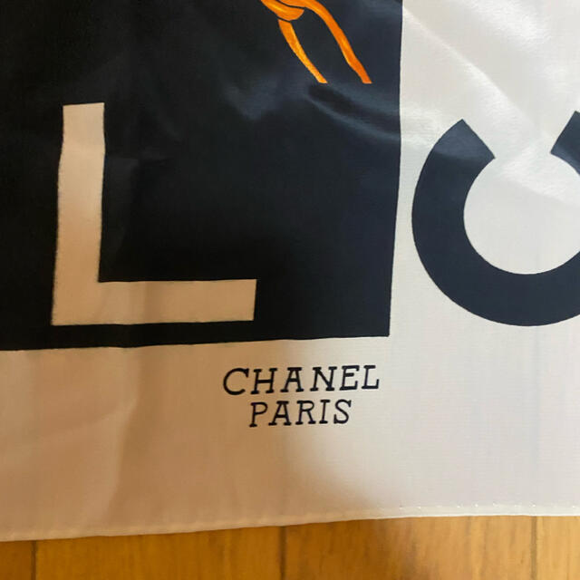 オールド ヴィンテージ CHANEL シャネル ロゴ 女性柄 シルク オールド ヴィンテージ CHANEL シャネル ロゴ 女性柄 シルク