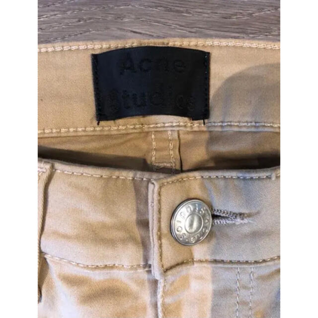 ACNE(アクネ)のAcne Studios SKIN 5 SAT CAMEL/サイズ27/32 レディースのパンツ(スキニーパンツ)の商品写真