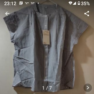 ムジルシリョウヒン(MUJI (無印良品))のフレンチスリーブブラウスM-Lダークグレーストライプ(シャツ/ブラウス(半袖/袖なし))