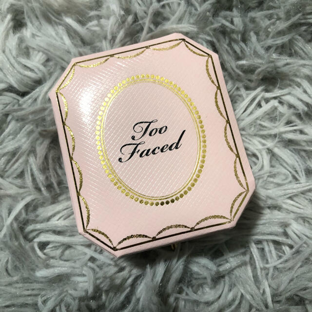 Too Faced(トゥフェイス)のtoofaced ダイヤモンドライト　 コスメ/美容のベースメイク/化粧品(フェイスパウダー)の商品写真