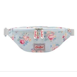 キャスキッドソン(Cath Kidston)の【新品・未使用品】キャスキッドソン　キッズボディバッグ　ブライアーローズ(ポシェット)