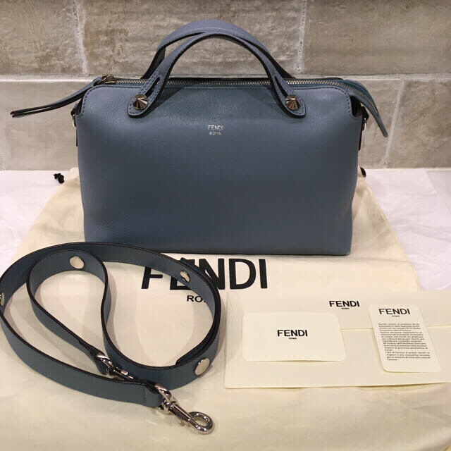 公式の FENDI - フェンディ バイザウェイ ブルー ショルダーバッグ