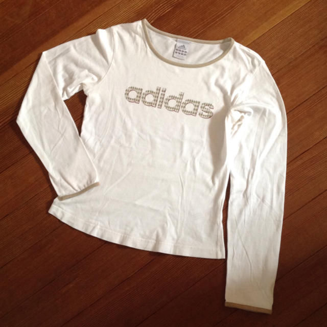 adidas(アディダス)のadidas 長袖Tシャツ レディースのトップス(Tシャツ(長袖/七分))の商品写真