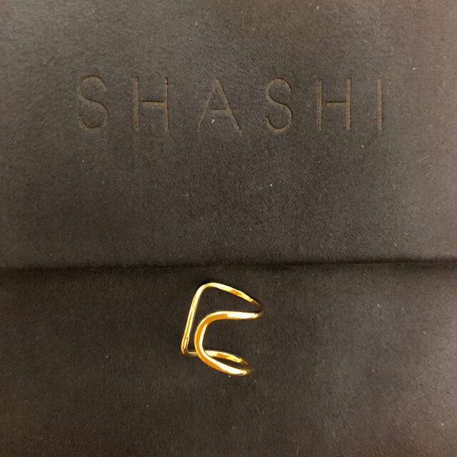 Shashi(シャシ)のSHASHI イヤーカフ レディースのアクセサリー(イヤーカフ)の商品写真