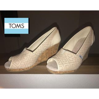 トムズ(TOMS)のTOMS  ウェッジソール　パンプス　新品未使用(ハイヒール/パンプス)