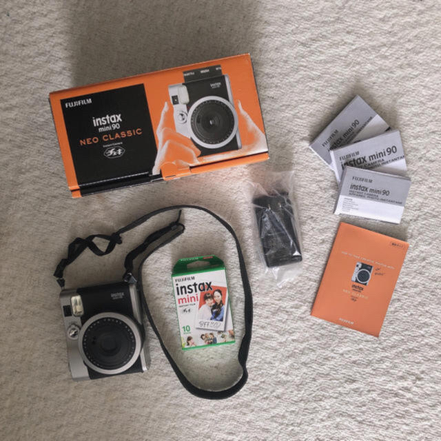 カメラチェキ　NEO CLASSIC instax mini90