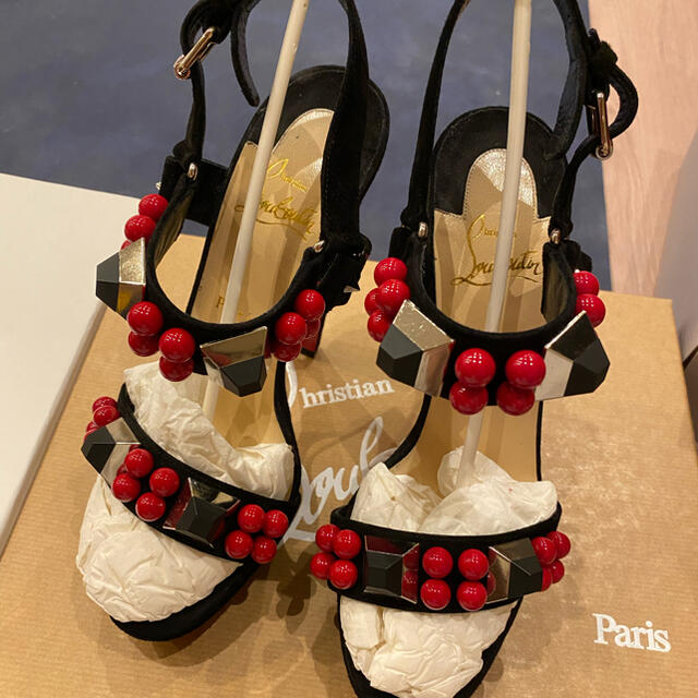 Christian Louboutin(クリスチャンルブタン)のルブタンサンダル レディースの靴/シューズ(ミュール)の商品写真