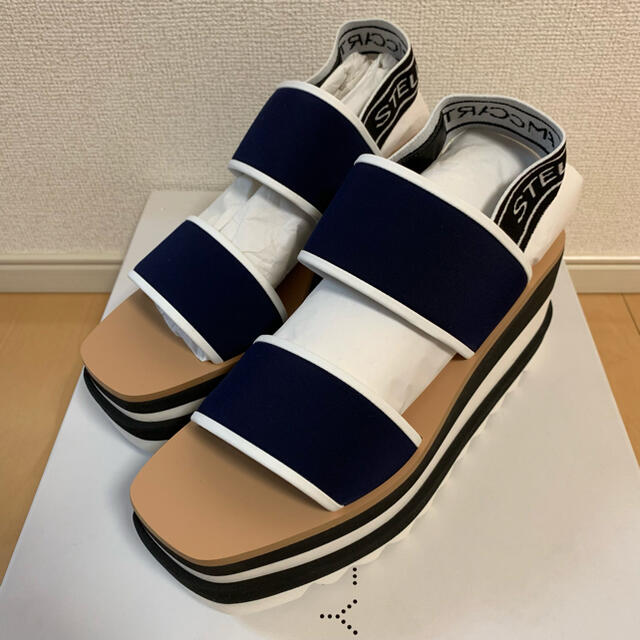 ステラマッカートニー ロゴ 厚底サンダル - サンダル
