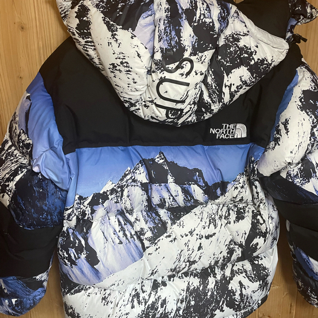 supreme North Face 雪山