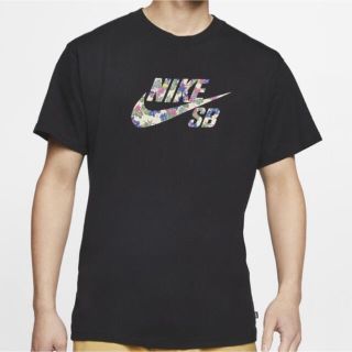 ナイキ(NIKE)のセール　NIKE SB  ナイキ Tシャツ L 花柄 ブラック(Tシャツ/カットソー(半袖/袖なし))