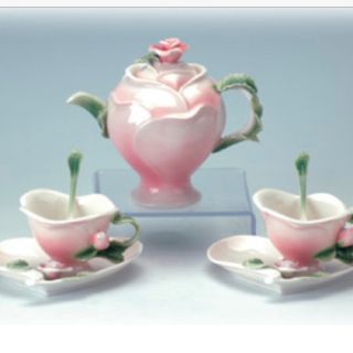 MEISSEN - マイセン 立体型薔薇ティーポット ティーカップ2脚セット