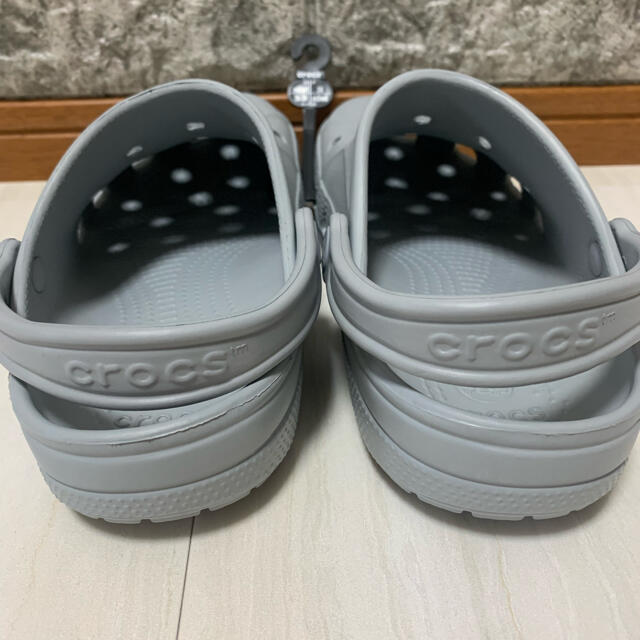 crocs(クロックス)の✨【新品　未使用　タグ付き】クロックス　24cm✨ レディースの靴/シューズ(サンダル)の商品写真