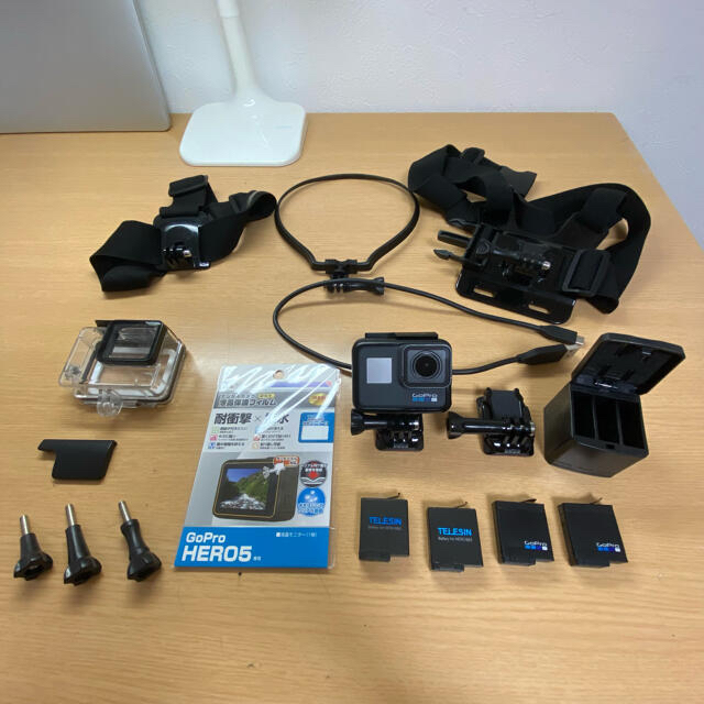 GoPro(ゴープロ)の【超大幅値下げ!!】GoPro Hero6とアクセサリ スマホ/家電/カメラのカメラ(ビデオカメラ)の商品写真