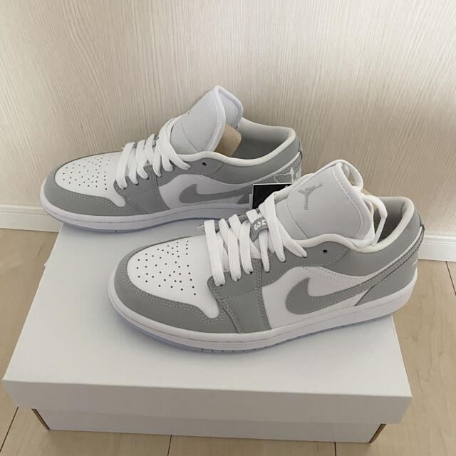 NIKE WMNS AIR JORDAN 1 LOW WOLF 23.5cm