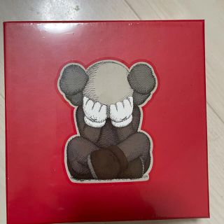 メディコムトイ(MEDICOM TOY)の【新品未開封品】KAWS TOKYO FIRST パズル(キャラクターグッズ)