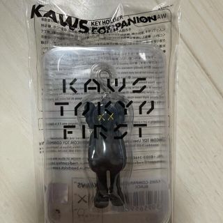 メディコムトイ(MEDICOM TOY)のKaws Tokyo First キーホルダー(キーホルダー)