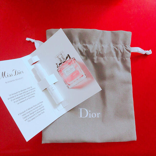 Dior(ディオール)のDior ディオール　Miss Dior 1ml 巾着付き♡ コスメ/美容の香水(香水(女性用))の商品写真