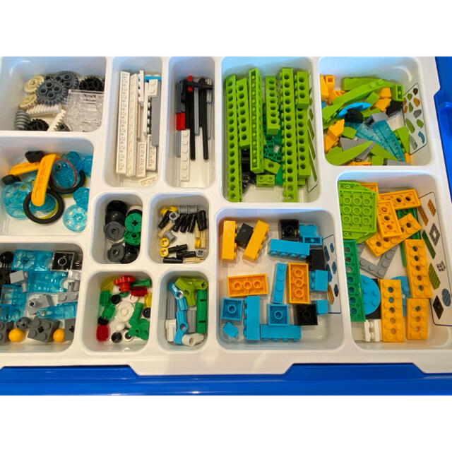 Lego(レゴ)のLEGO We do 2.0 Kicks 教材 キッズ/ベビー/マタニティのおもちゃ(積み木/ブロック)の商品写真