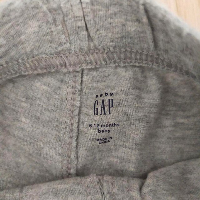 babyGAP(ベビーギャップ)のベビー　GAPパンツ キッズ/ベビー/マタニティのベビー服(~85cm)(パンツ)の商品写真