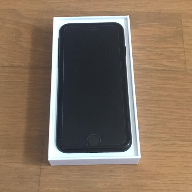 iPhone SE2 64GB 本体 ブラック黒　SIMフリー 1