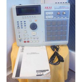 AKAI MIDI サンプラ MPC2000XL(DJコントローラー)