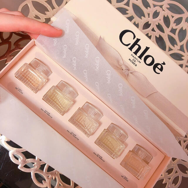 Chloe(クロエ)のChloeミニチュアコレクションミニ香水セット  コスメ/美容の香水(香水(女性用))の商品写真