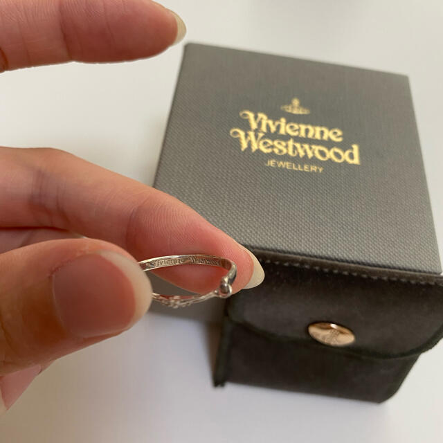 Vivienne Westwood(ヴィヴィアンウエストウッド)のviviennewestwood リング ヴィヴィアン  レディースのアクセサリー(リング(指輪))の商品写真