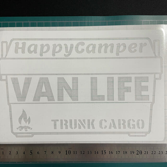 トランクカーゴステッカー　VANLIFE ハッピーキャンパー　白　大 スポーツ/アウトドアのアウトドア(その他)の商品写真